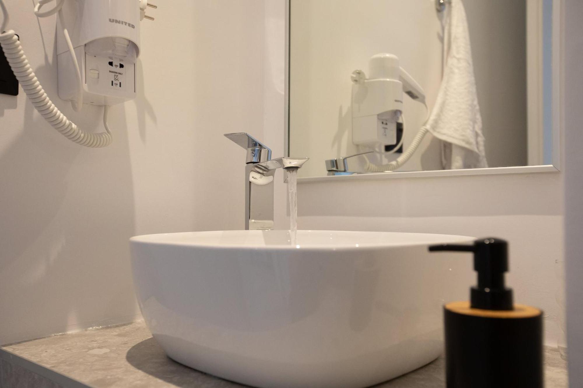 Griffin Suites 伊拉克利翁 外观 照片