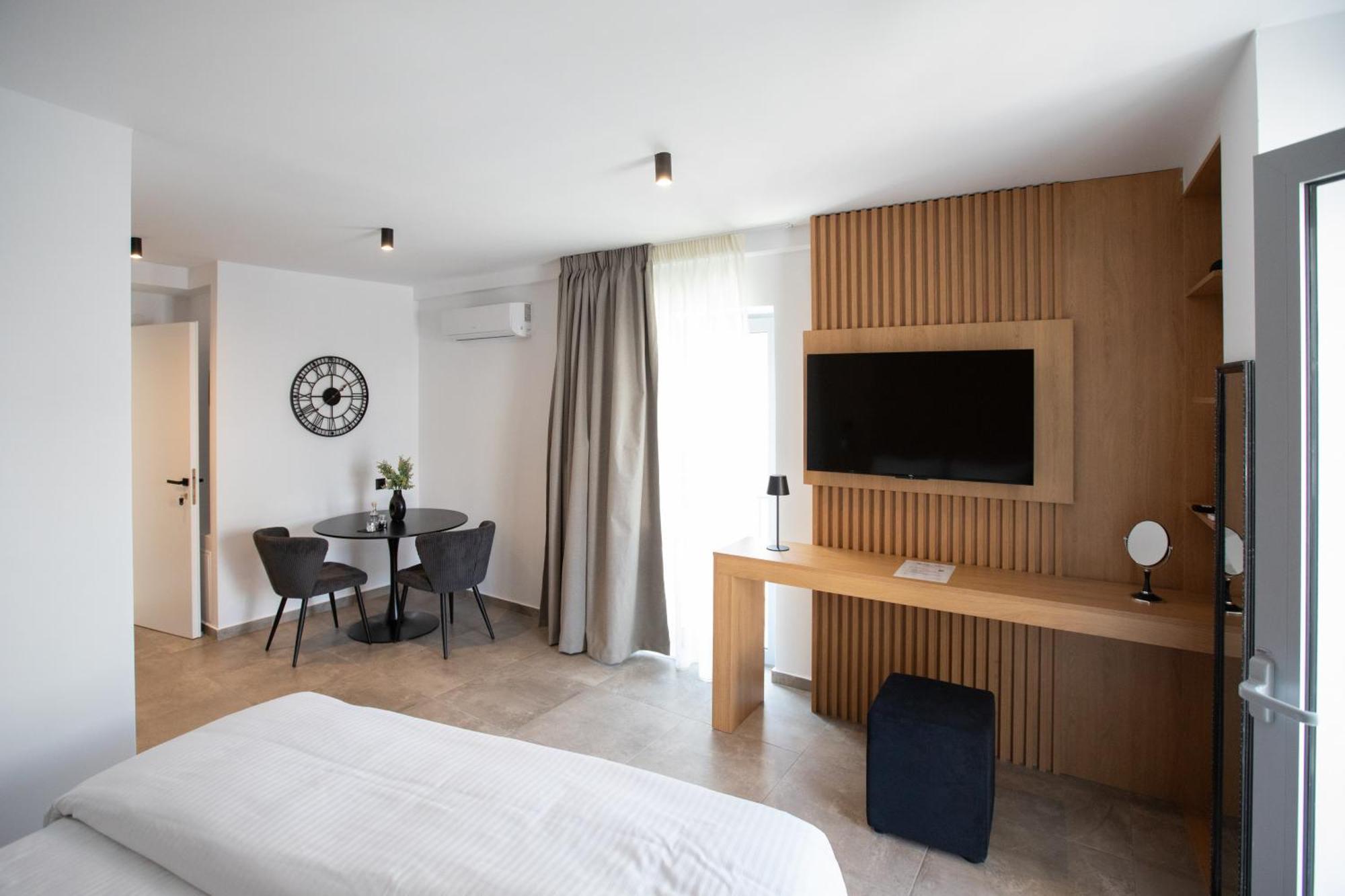 Griffin Suites 伊拉克利翁 外观 照片
