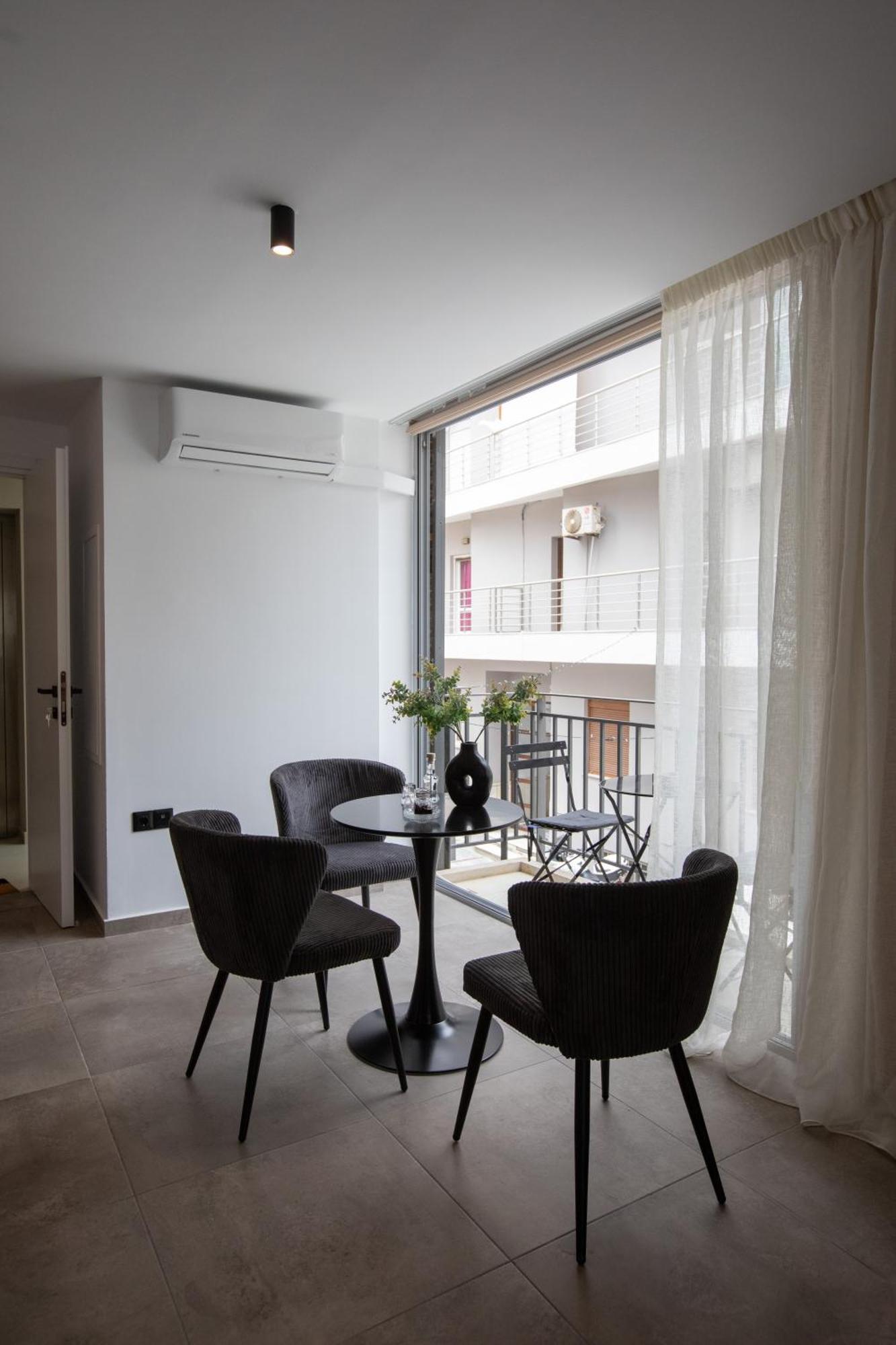 Griffin Suites 伊拉克利翁 外观 照片
