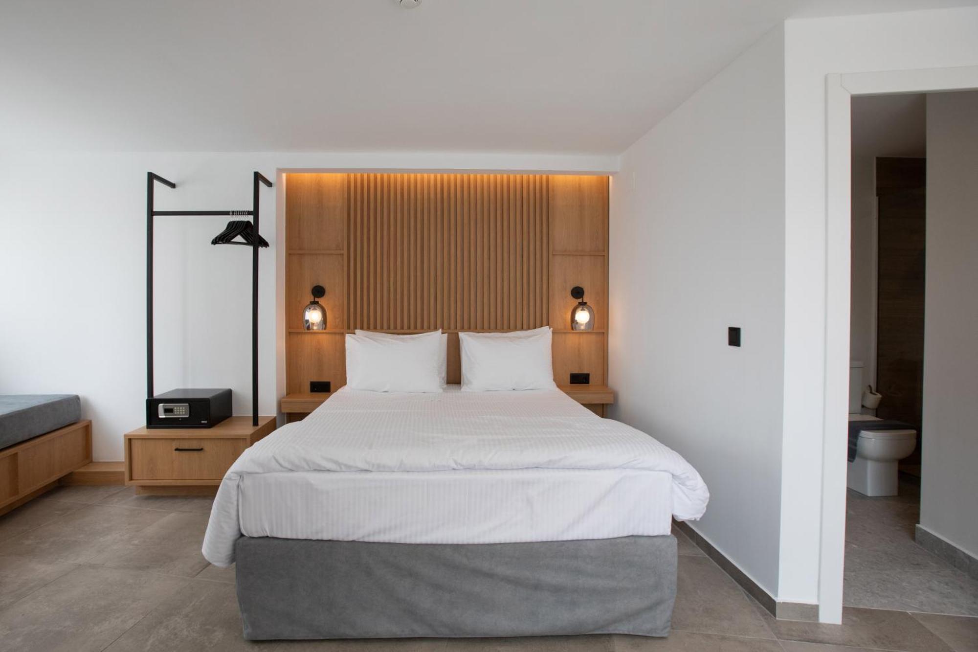 Griffin Suites 伊拉克利翁 外观 照片