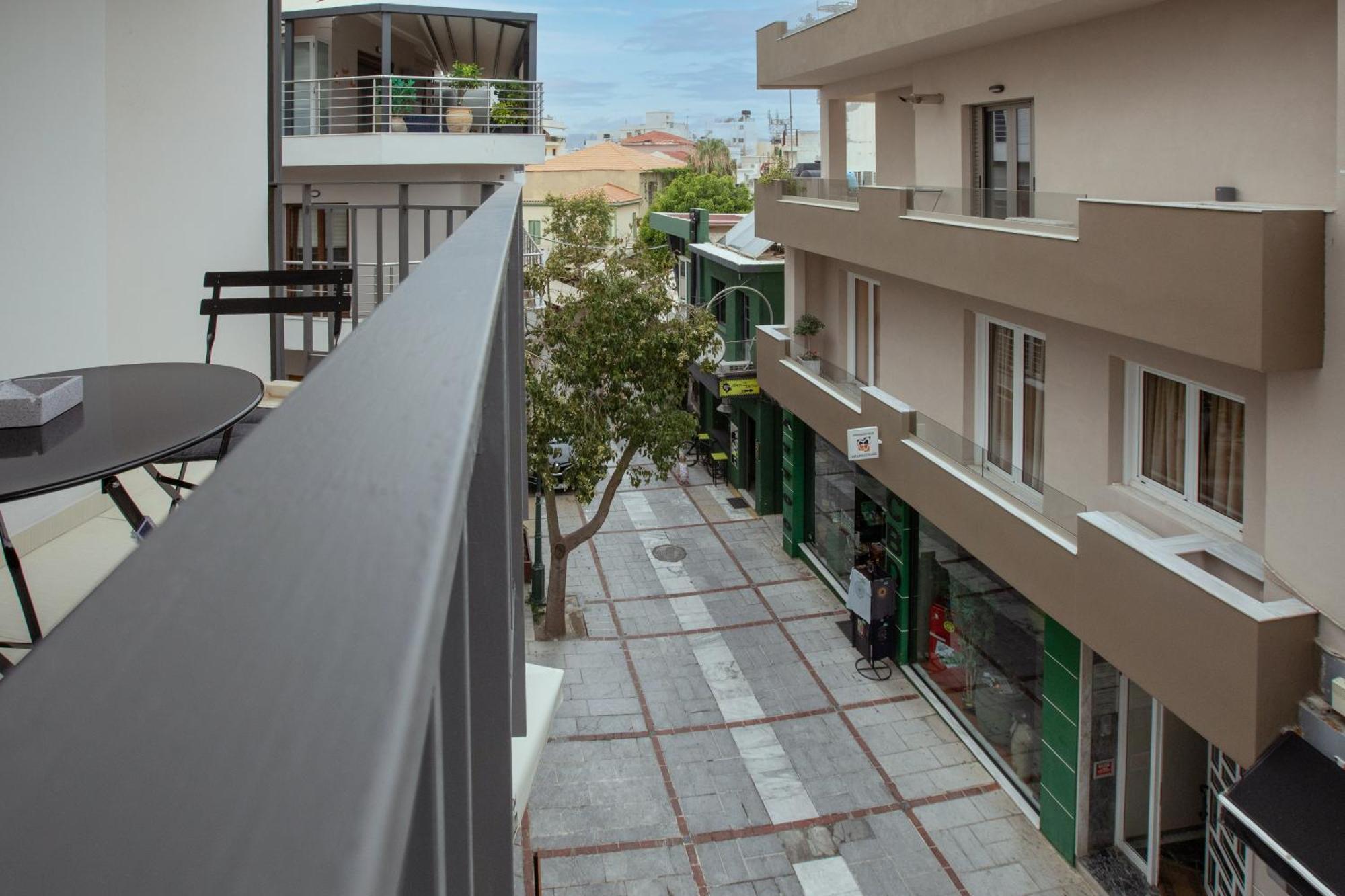 Griffin Suites 伊拉克利翁 外观 照片